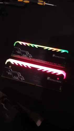 Kit 2 Memória Ram Kingston DDR3 1333mhz 4gb cada com dissipador com led RGB