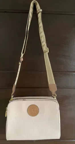 Bolsa luz da lua couro pouquíssimo uso