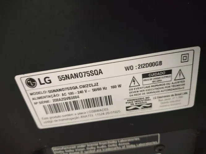 TV 55" LG COM TELA TRINCADA