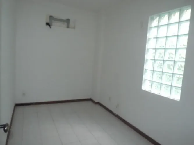 Imóvel para venda possui 34 metros quadrados em Ondina - Salvador - BA