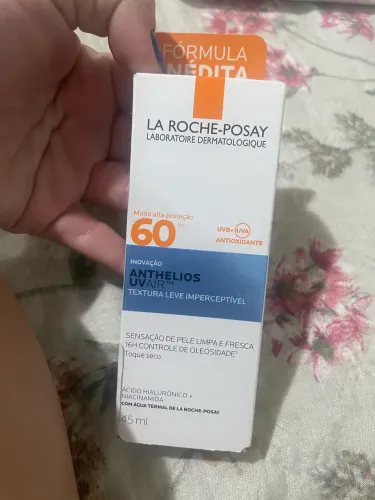 Protetor solar lá roche