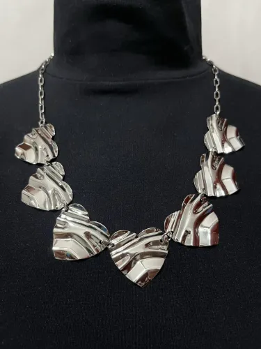 Colar Novo Coração Prateado Bijuteria Moda Feminina Acessórios