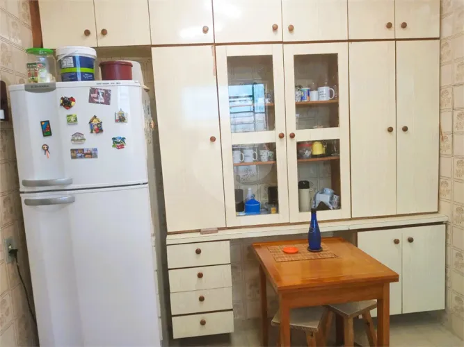 Sobrado com 2 dormitórios à venda, 140m² por R$ 550.000,00 na melhor rua da Granja Viana -