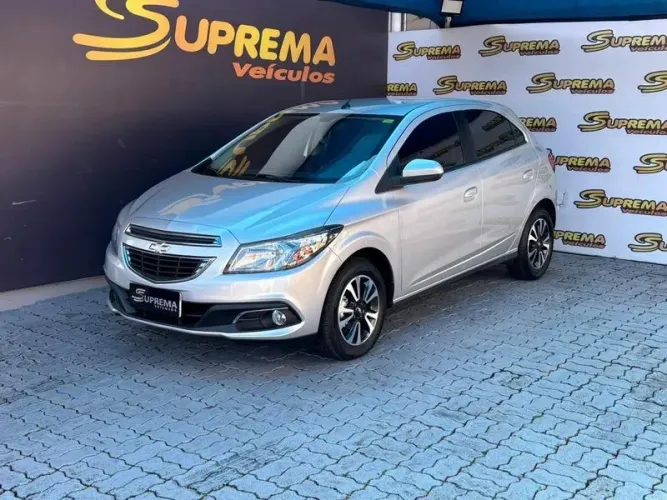 Chevrolet Onix Hatch LTZ 1.4 8V Flex Mec. 4P 2015