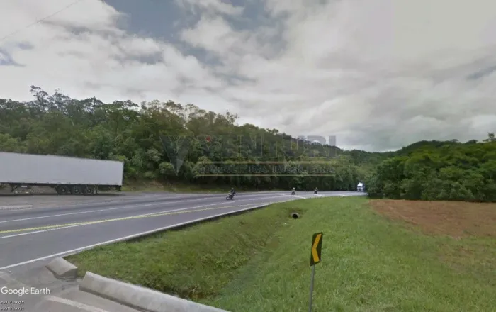 Refúgio natural com 61.899m² na Serra do Mar