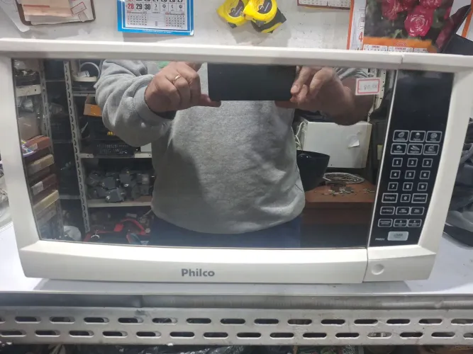Microondas philco 23 litros 127v usado