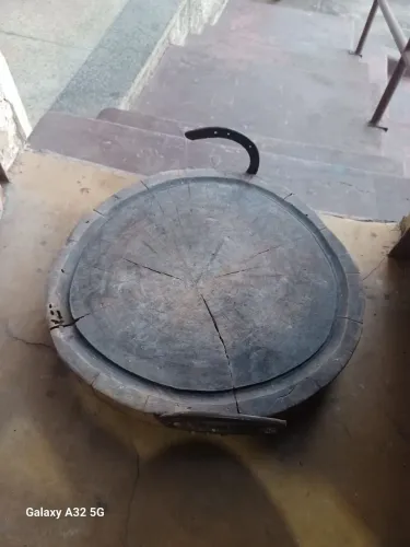 Vendo tábua de cortar carne rustica