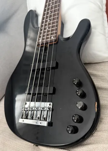 Baixo Yamaha BB405 C/Circuito clone 605