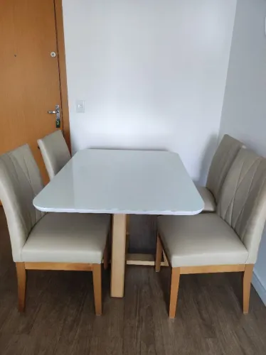 Mesa de Jantar Omni + 4 Cadeiras - Madeira Nobre e Vidro (Não é MDF!)