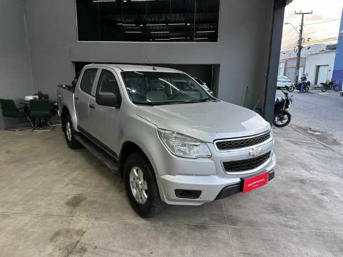 Chevrolet S10 Pick-up LS 2.8 TDI 4X4 CD Dies. Mec. 2014