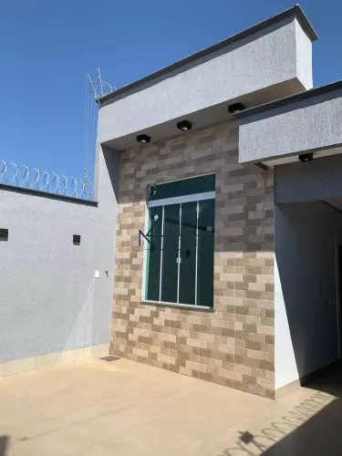 casa 3 quartos - Residencial Paraiso - Senador Canedo