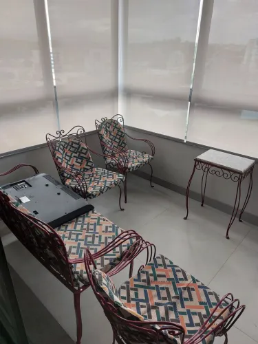 Conjunto de cadeias em ferro