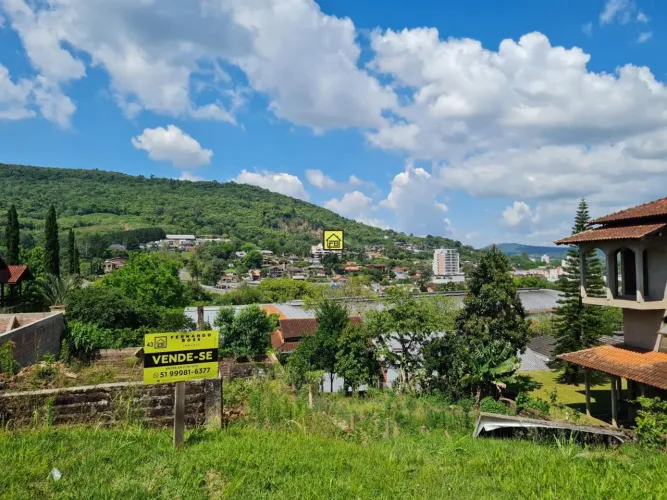 Oportunidade no Loteamento Neubarth em Igrejinha! Terreno já conta com fundação de 200,00m
