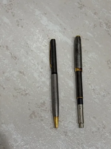 Conjunto Parker Sonnet Ciselé France - Caneta Esferográfica + Lapiseira