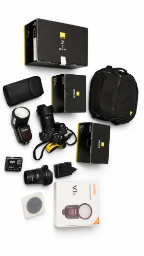 Kit Intacto Nikon Z5 Mirrorless + Lentes + Flash