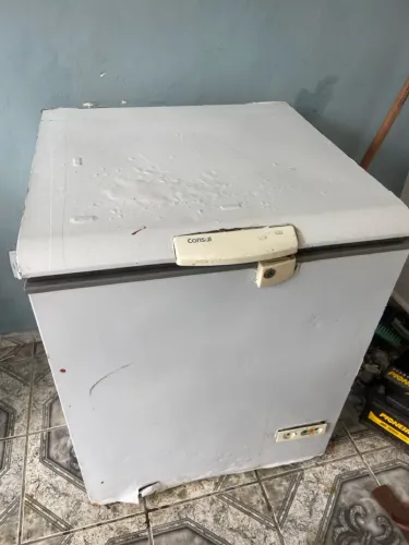 Freezer cobreado de uma porta