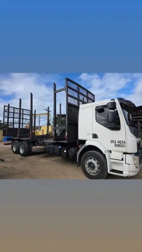 Vende-se volvo vm 270 ano 2015