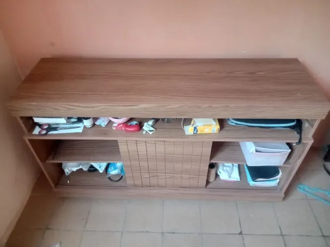 Vendo Mesa pra botar TV