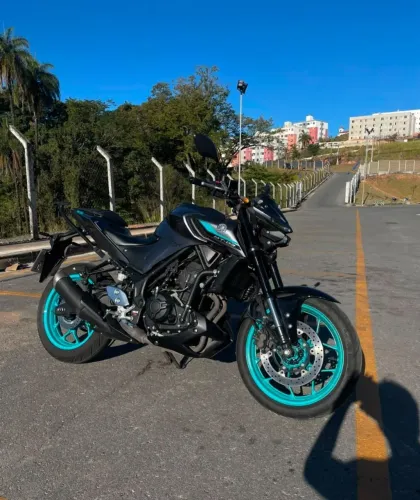 Moto Yamaha m-3  2025