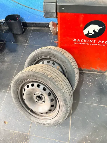 Rodas aro 15 de ferro