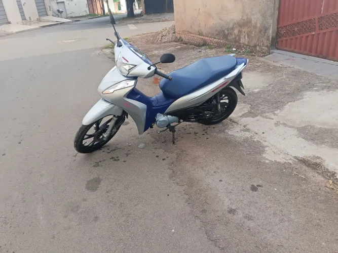 Vendo ou troco por carro dependendo do carro volta em dinheiro