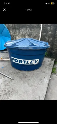 Vendo caixa d?água 