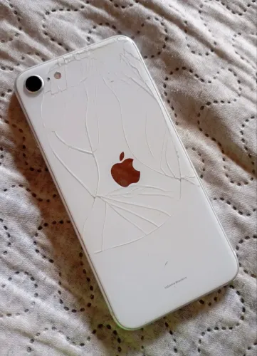 Troco iPhone SE 2020 128gb