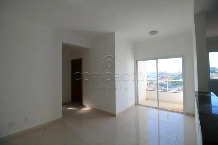 Apartamento 2 Dormitórios (1 Suíte com closet) e Sacada 02 vagas de garagem | Excelente Lo