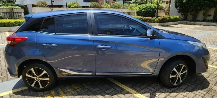 Toyota Yaris XLS Connect 1.5 Flex 16V 5P AUT 2021