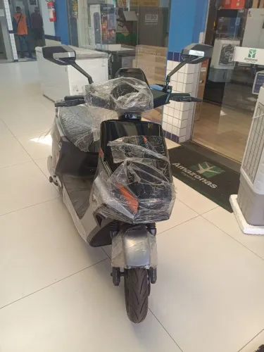 Scooter Elétrica MNK 3 POP - 1500W | Até 100 km de autonomia | Nova