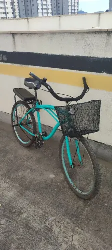 Bike Urbana/Praiana com Cestinha e Garupa Estofada