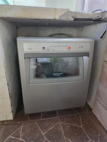 Lava louças 8 serviços - Linha ative Brastemp prata<br>Brastemp prata