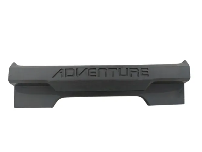 Moldura tampa traseira Fiat Strada Adventure 14/19 original