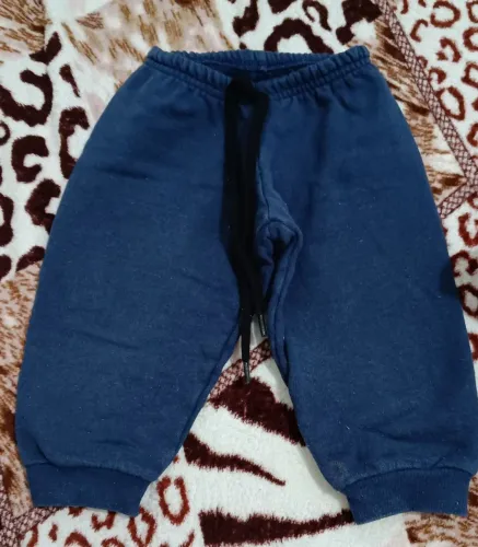 Calça de bebê