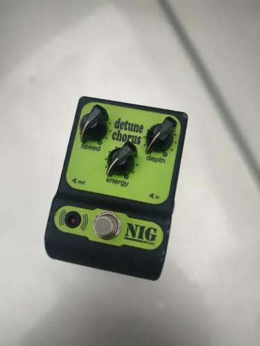 PEDAL NIG CHORUS/DETUNE