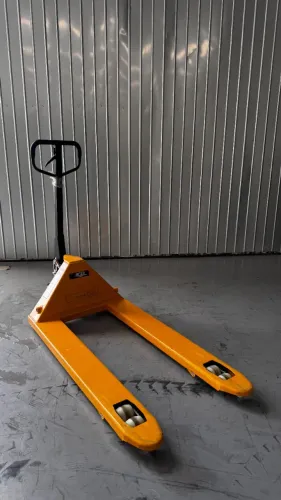Paleteira Manual Usada (3ton)