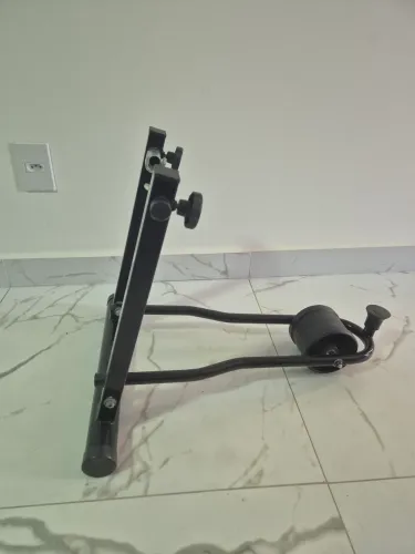 Suporte para bike ( transforme sua bicicleta em uma bike ergométrica )