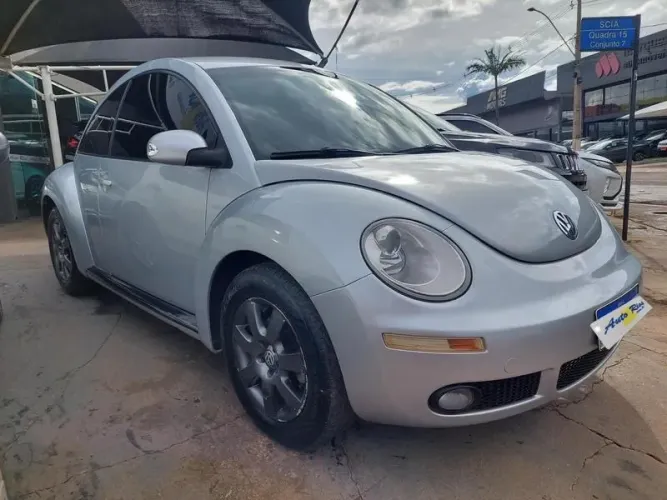 Volkswagen New Beetle 2.0 MI Mec./aut. 2009