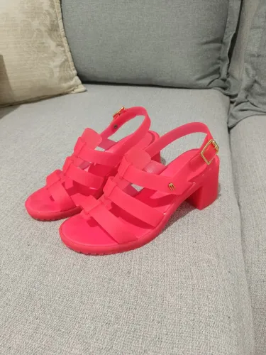 Vendo Melissa 39/40 Rosa