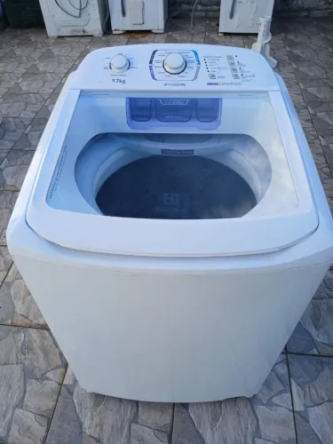 Máquina de lavar roupa Eletrolux 17kg nova