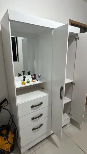 Guarda roupa