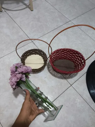 2 Cestas+jarro com flores