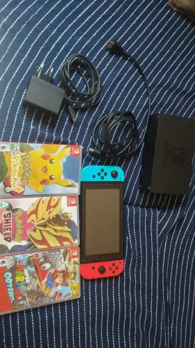Vendo Nintendo Swift semi-novo em perfeito estado e pouco uso