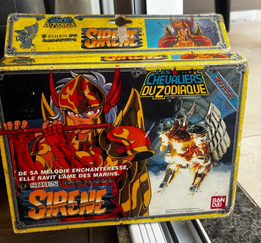 Cavaleiro de Ouro / General Marina Sorento de Sirene - Linha Vintage Bandai - 1987