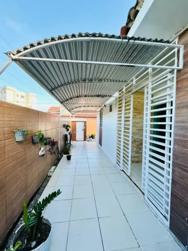 Casa 3 quartos à venda em Ponta de Campina, a 300m da praia