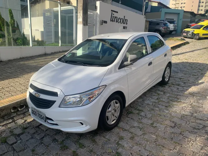 Chevrolet Onix JOY Hatch 1.0 8V Flex Mec. 4P 2018