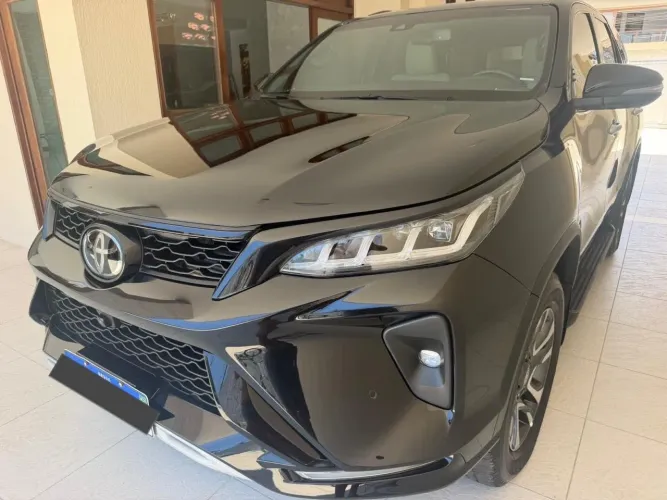 Toyota Hilux SW4 Diamond 2.8 TB 4X4 Die. Aut. 2025