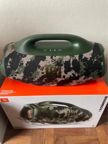 JBL BOMBOX 4 VALOR 2.400 / TROCO IPHONE 13 pro