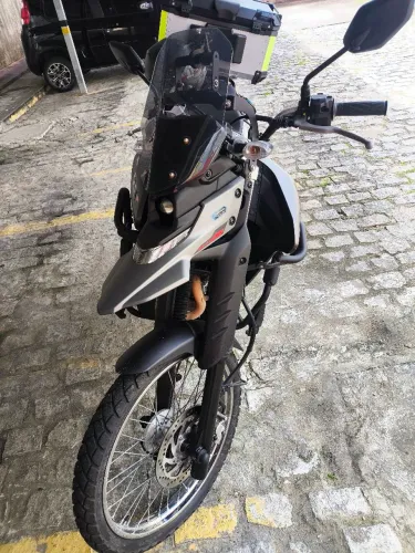 Lander XTZ 250 - Equipada para viagem e Pouco usada