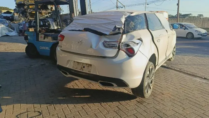 SUCATA CITROEN DS5 